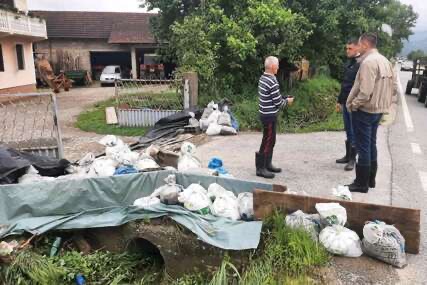 Situacija u Zvorniku se stabilizuje „Sve naše službe pomažu ljudima kojima je voda ušla u kuće i pomoćne objekte“